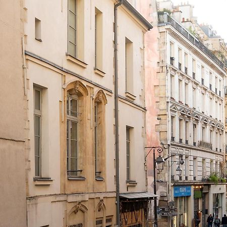 Central Apartment In The Heart Of The Marais With Air Conditioning パリ エクステリア 写真